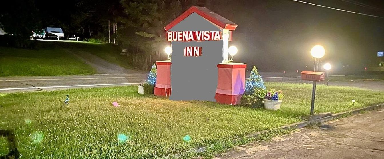 Buena Vista Inn Motel Delhi Ngoại thất bức ảnh